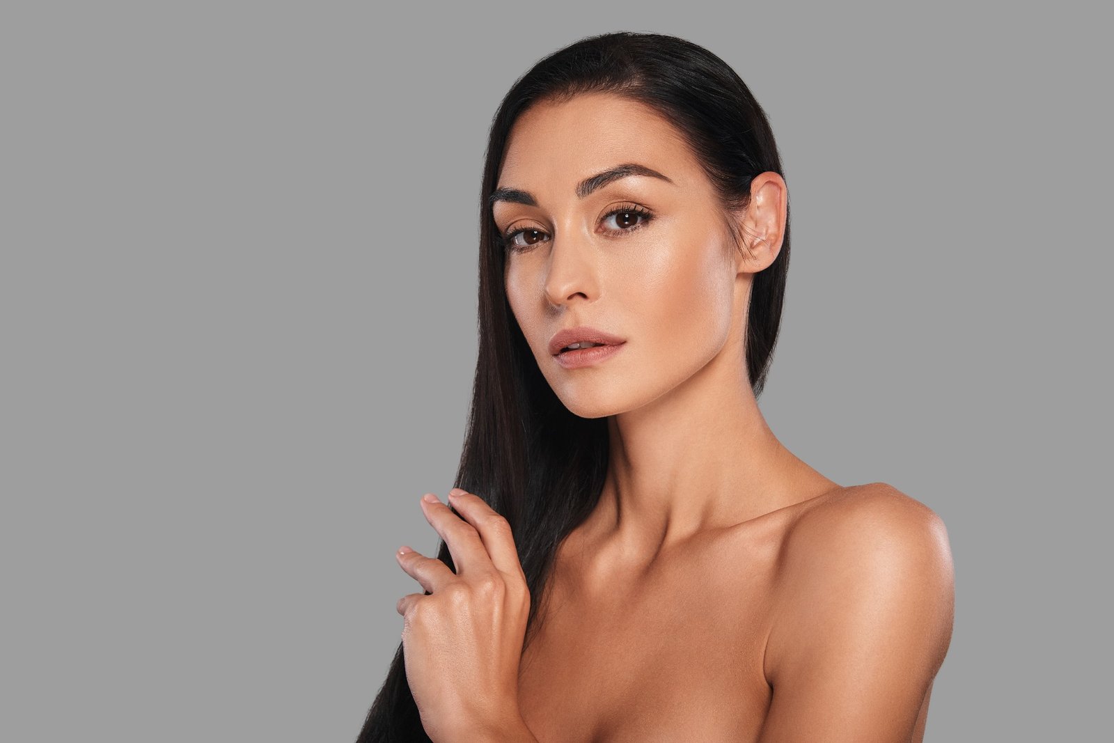 Mujer de cabello oscuro